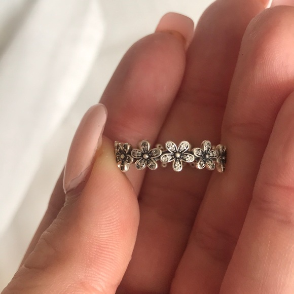 Pandora Jewelry - Pandora Daisy Ring